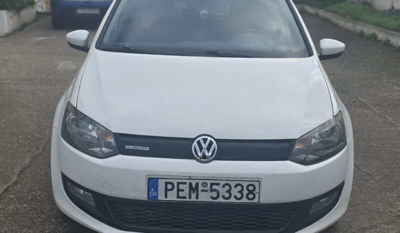 
								Volkswagen Polo full									