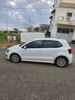 
										Volkswagen Polo full									